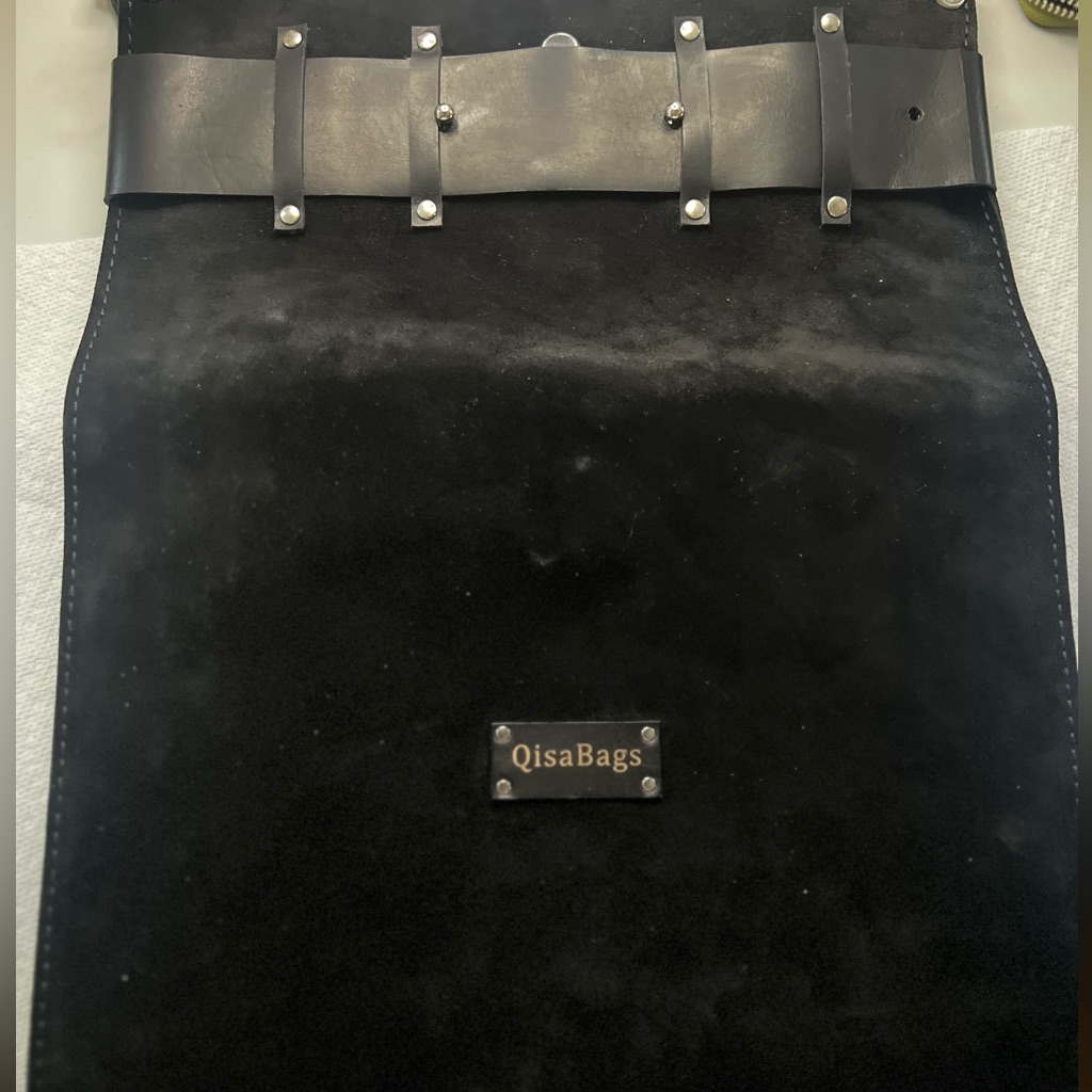 Qisa Bookbag Purse